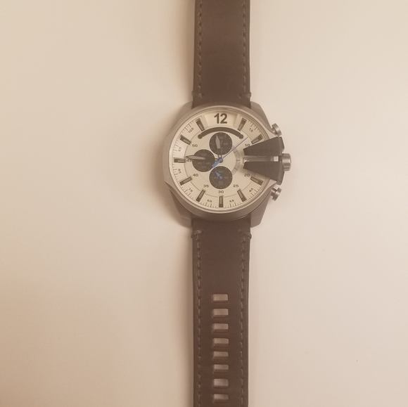 Diesel Watch - Picture 1 of 3